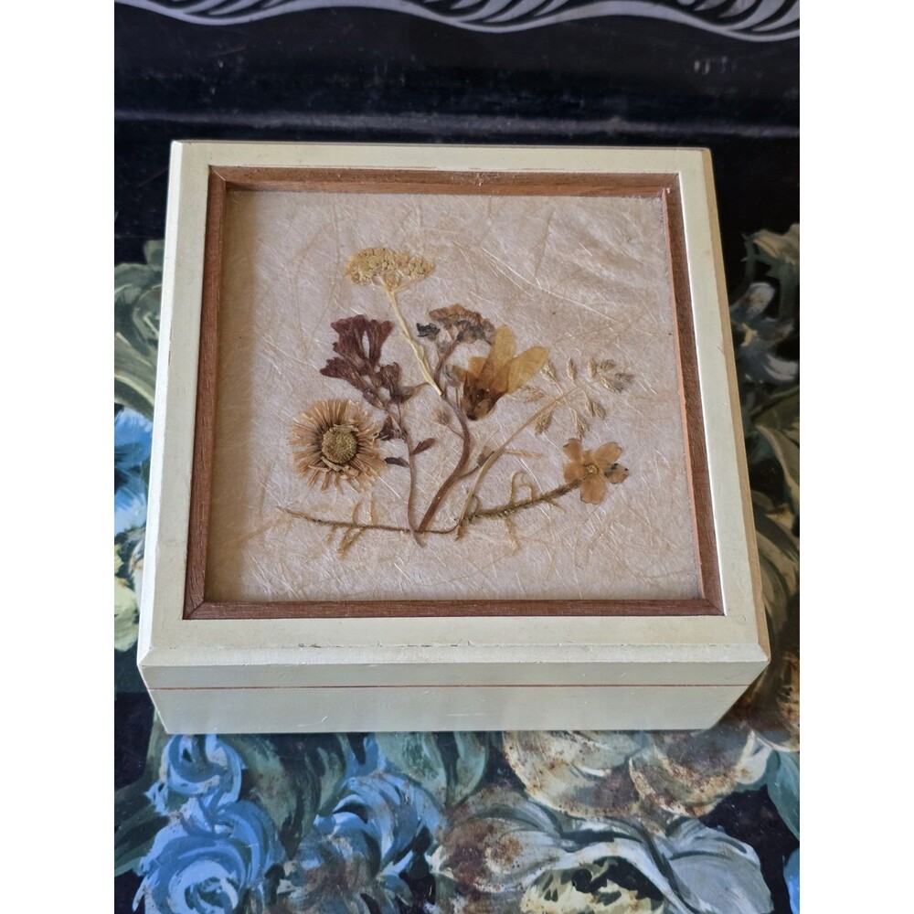 Reuge Swiss Trinket Music Box With Pressed Flowers